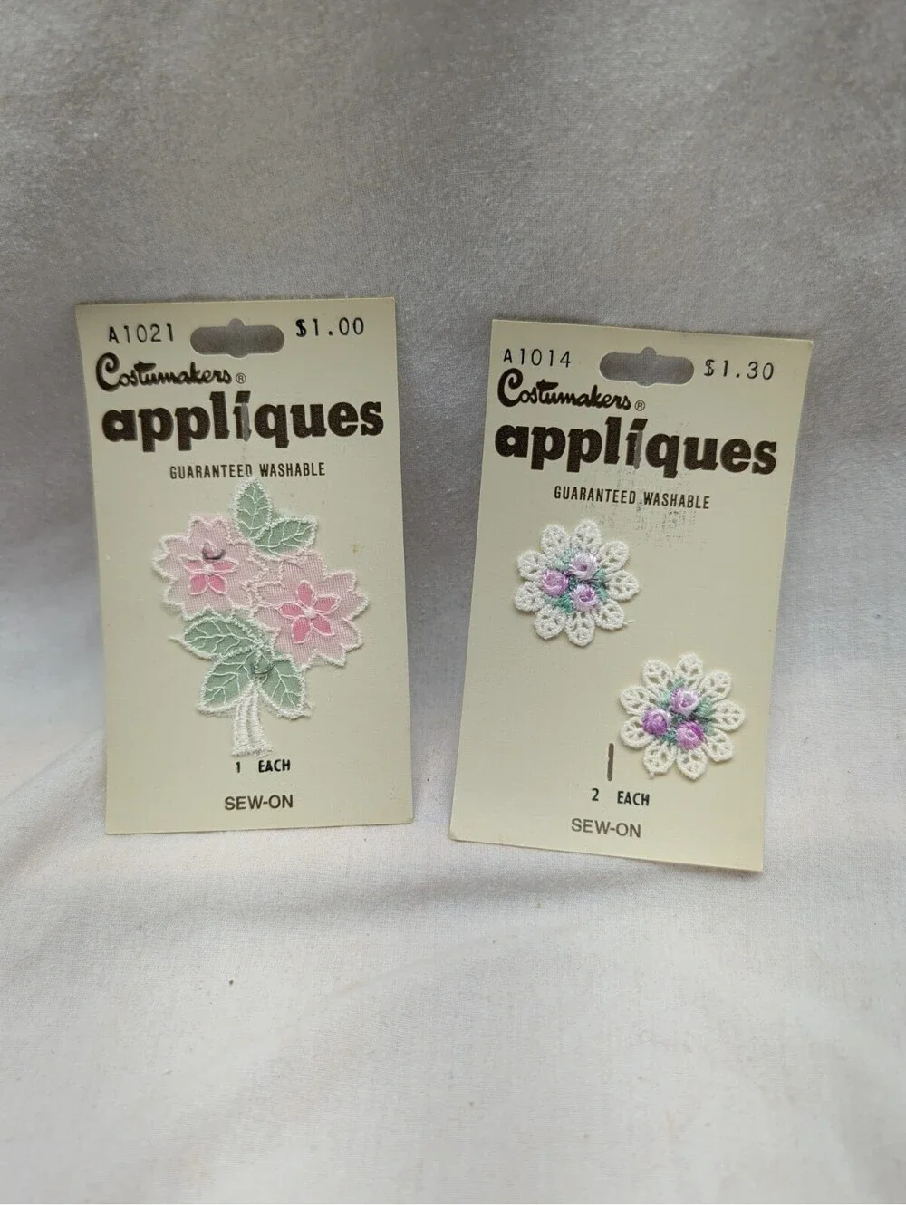 Vintage COSTUMAKERS Appliques Green Yellow White Flowers Sew-On PATCHES